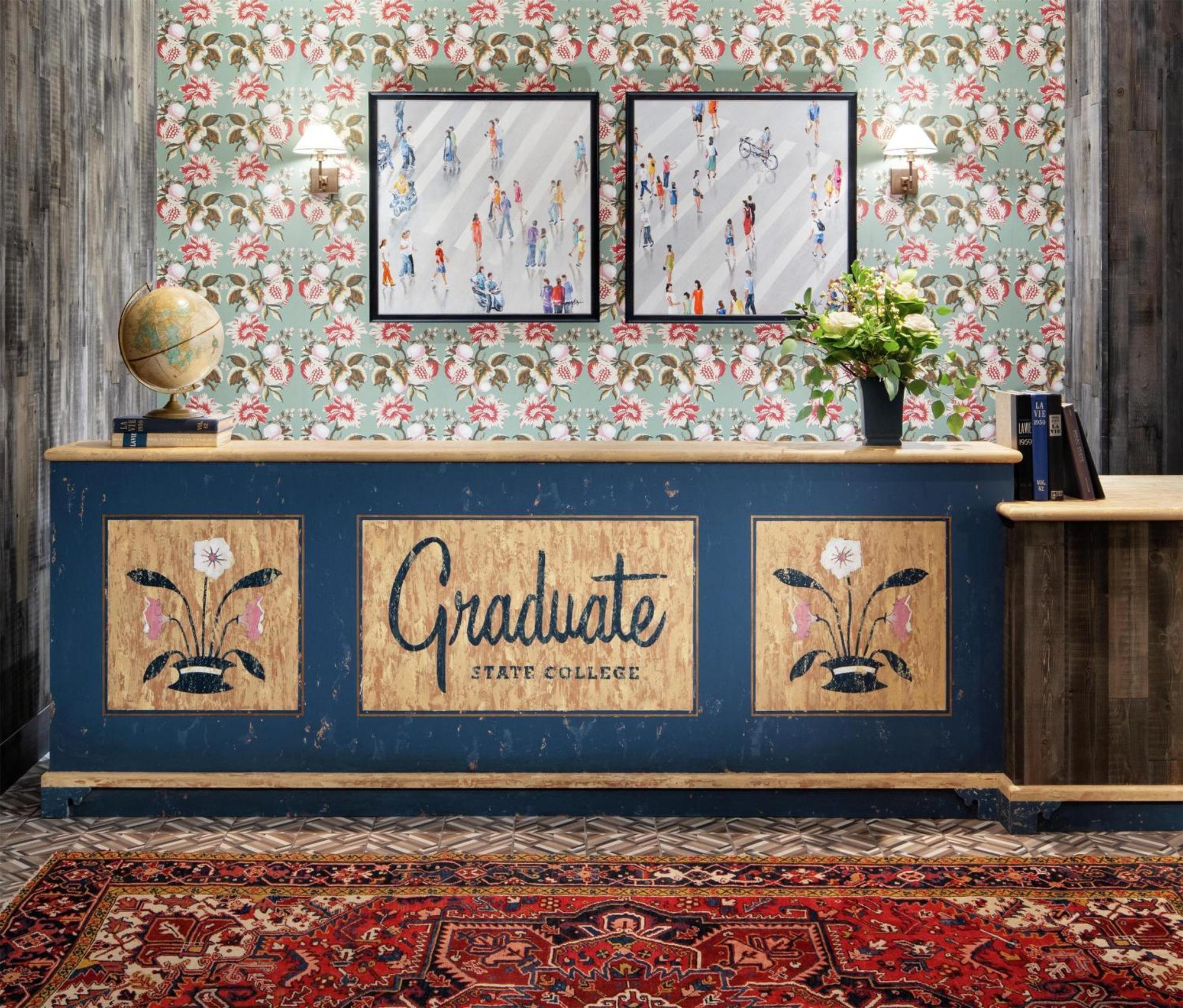Graduate By Hilton State College Hotel Interior photo